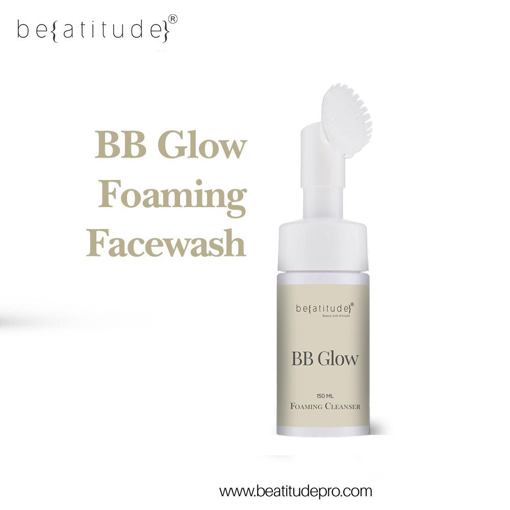 BB Glow Foaming Facewash